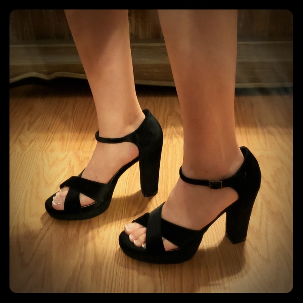 Torta Caliente Heels